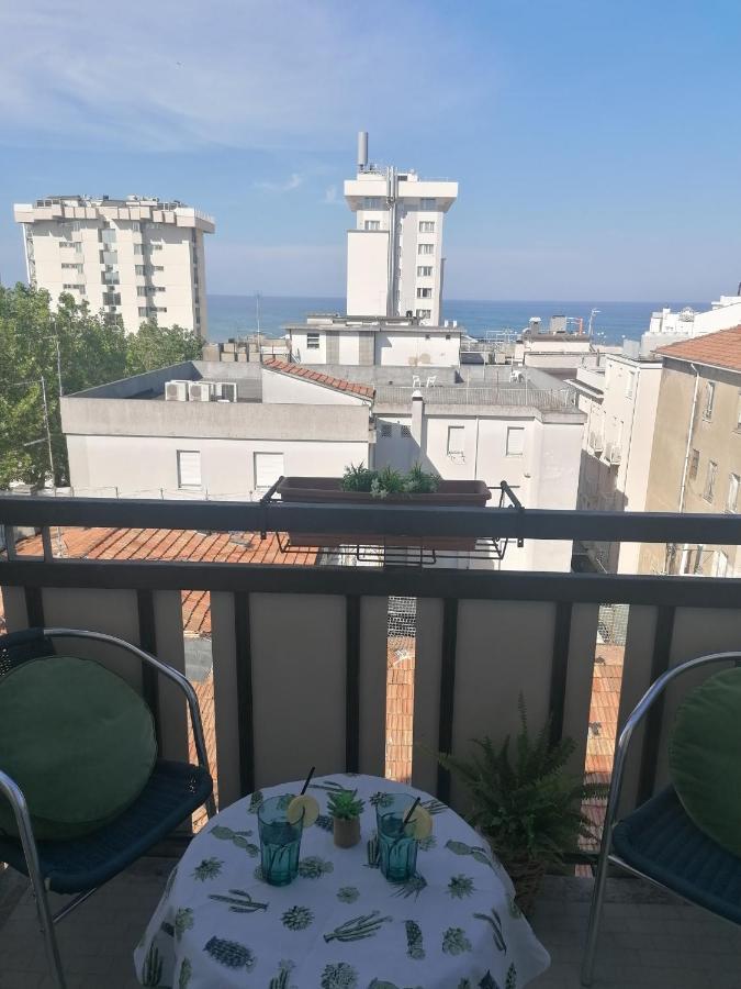 Hotel Miramare Et De La Ville Римини Экстерьер фото